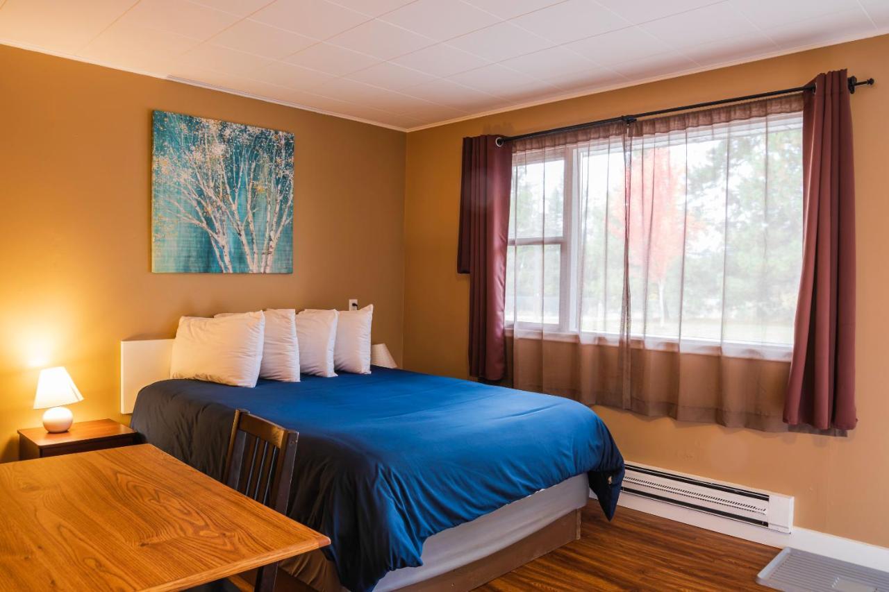 Lakeview Motel Christina Lake